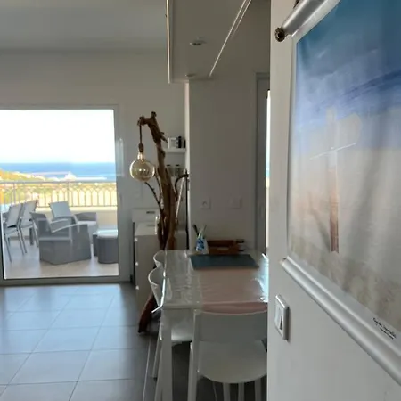 Avec Terrasse Vue Sur Exceptionnelle Lejlighed LʼÎle-Rousse