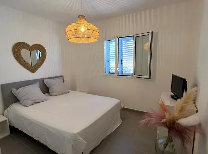 Avec Terrasse Vue Sur Exceptionnelle LʼÎle-Rousse